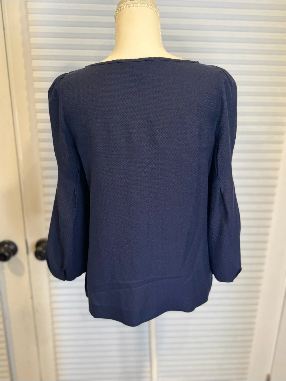 J. Crew 100% Silk Navy Keyhole Puff-Sleeve Top CB1036